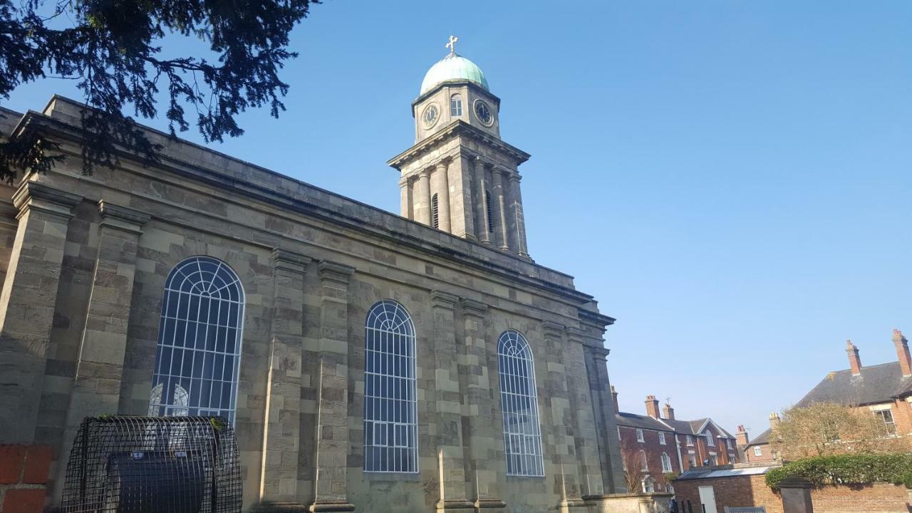 Pageant Lodge Telford Exterior photo